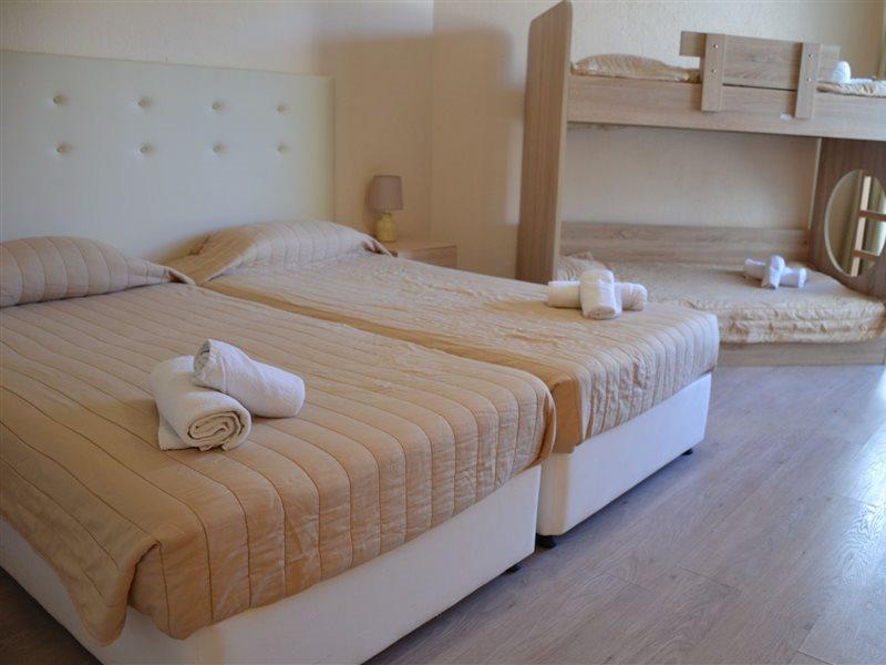Alexandros Hotel Перама Екстер'єр фото
