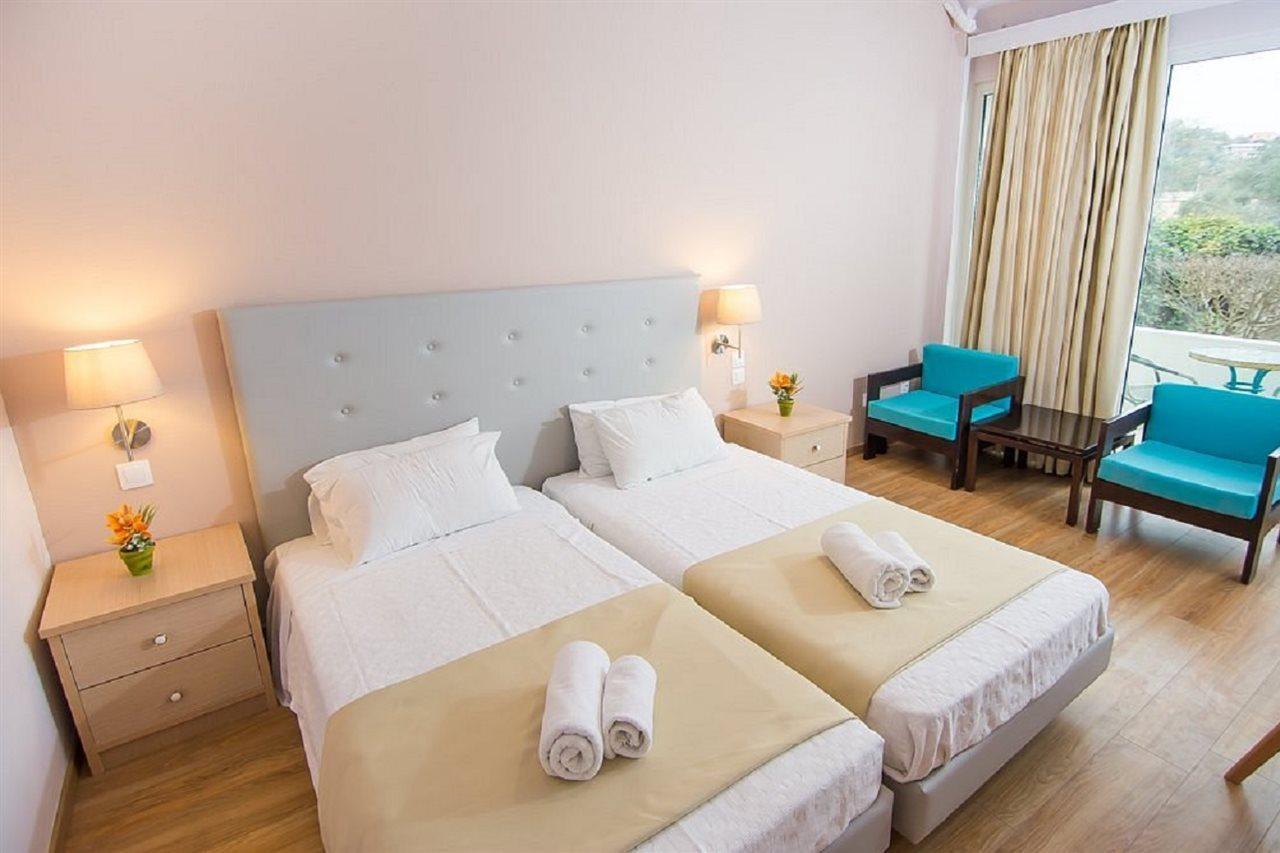 Alexandros Hotel Перама Екстер'єр фото