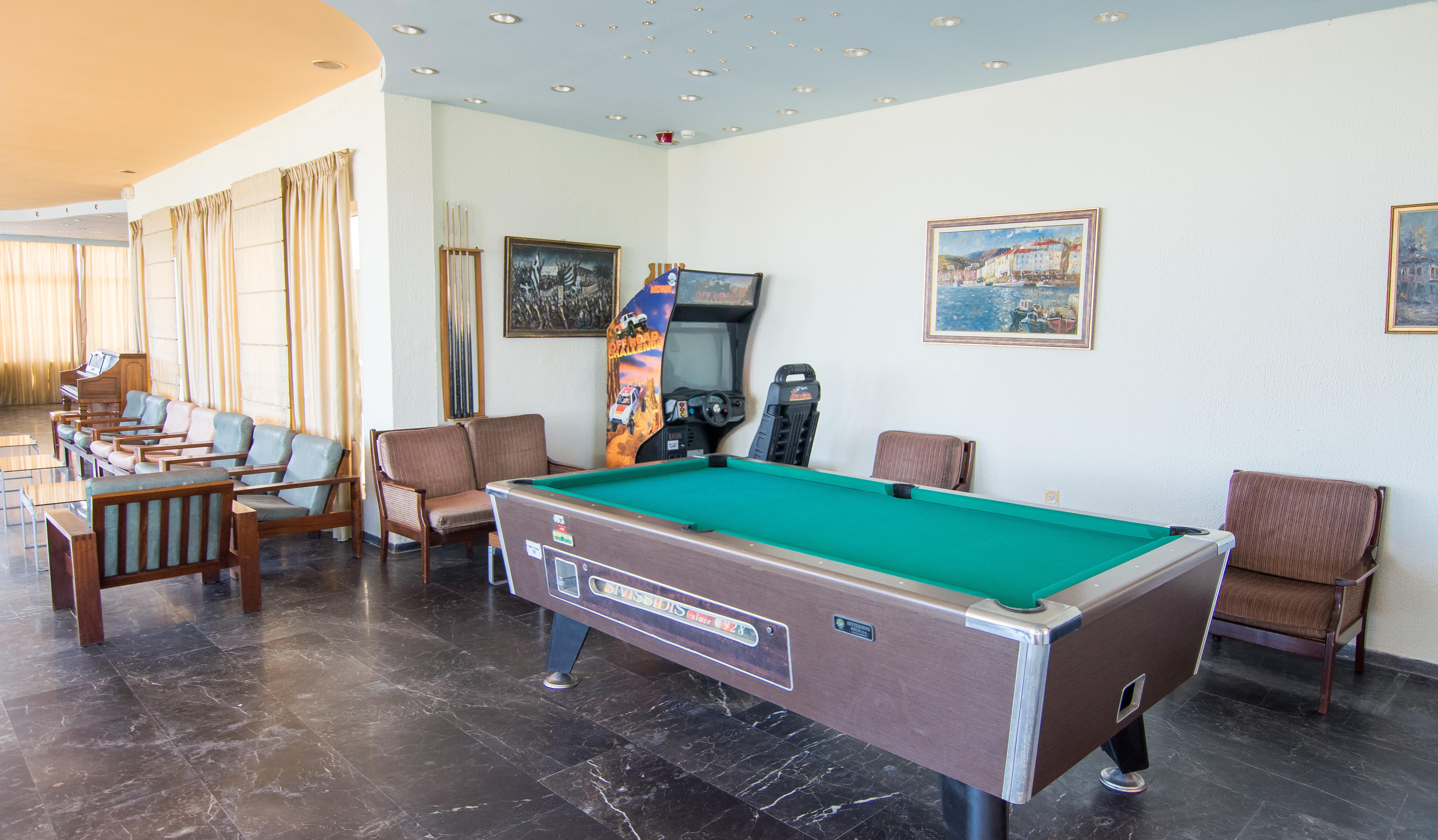 Alexandros Hotel Перама Екстер'єр фото