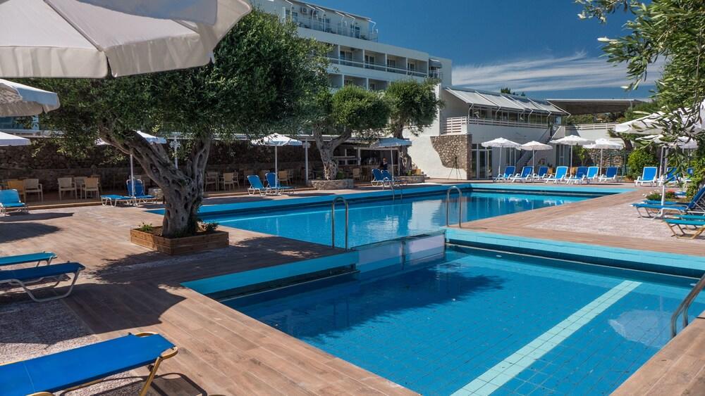 Alexandros Hotel Перама Екстер'єр фото