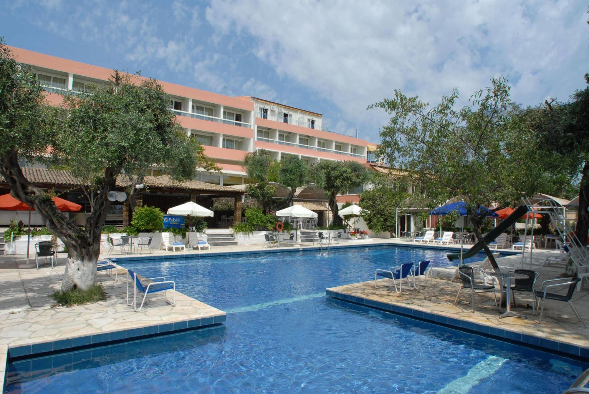 Alexandros Hotel Перама Екстер'єр фото